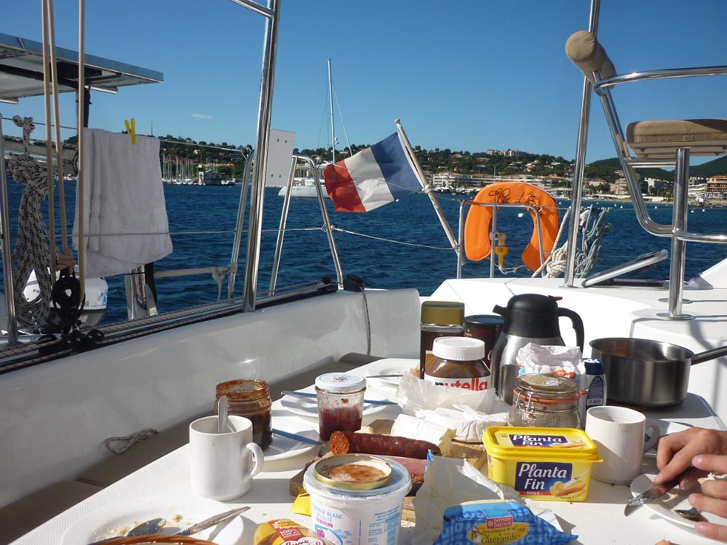 2012_Sailing_in_France (283).JPG